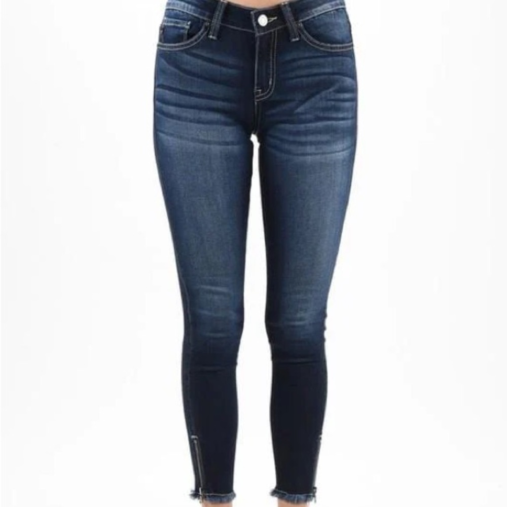 KanCan Dark Denim Raw Zipper Ankle Stretch Skinny Jeans Size 25 (fits like 24)